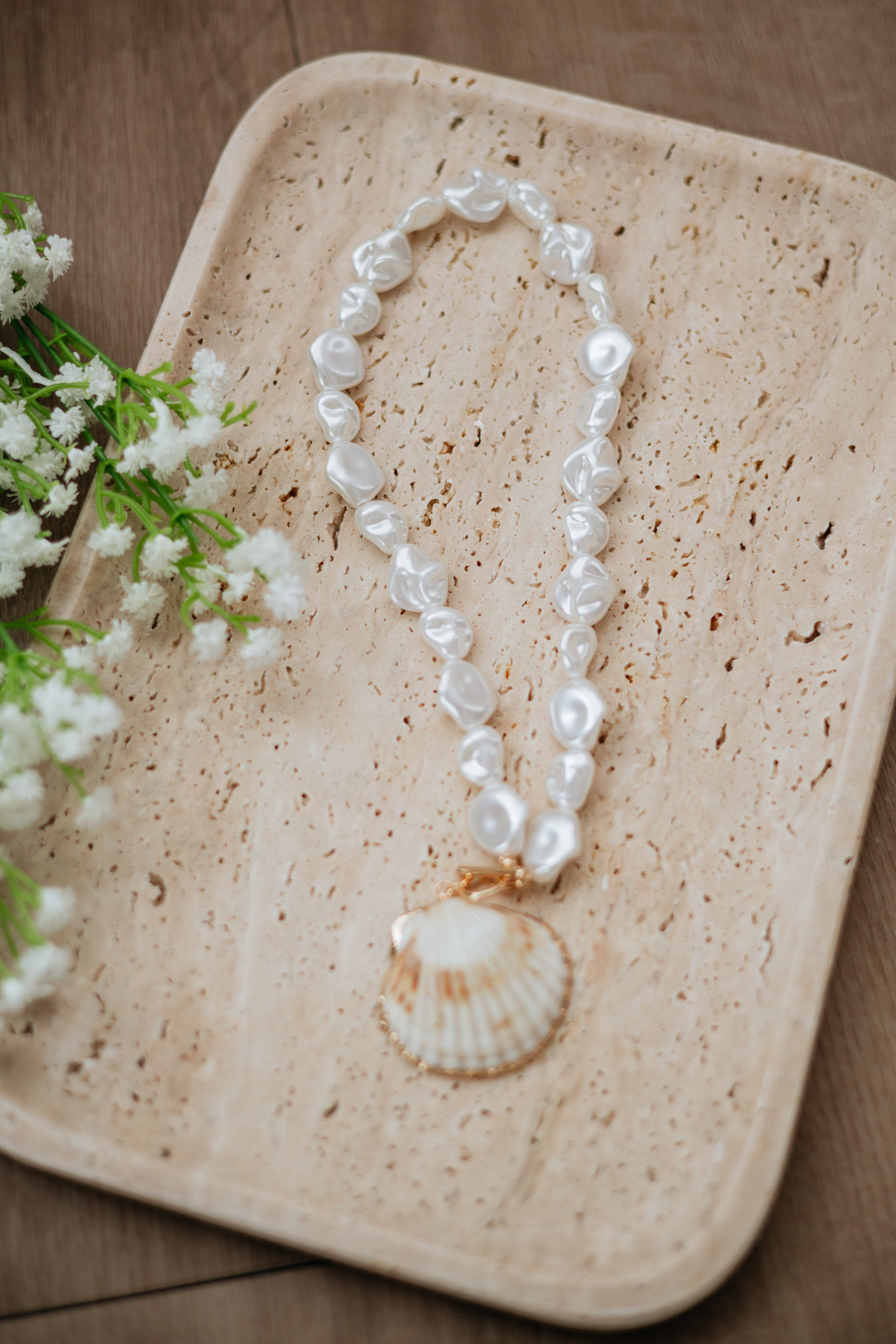 Trendy & Tropical Necklace