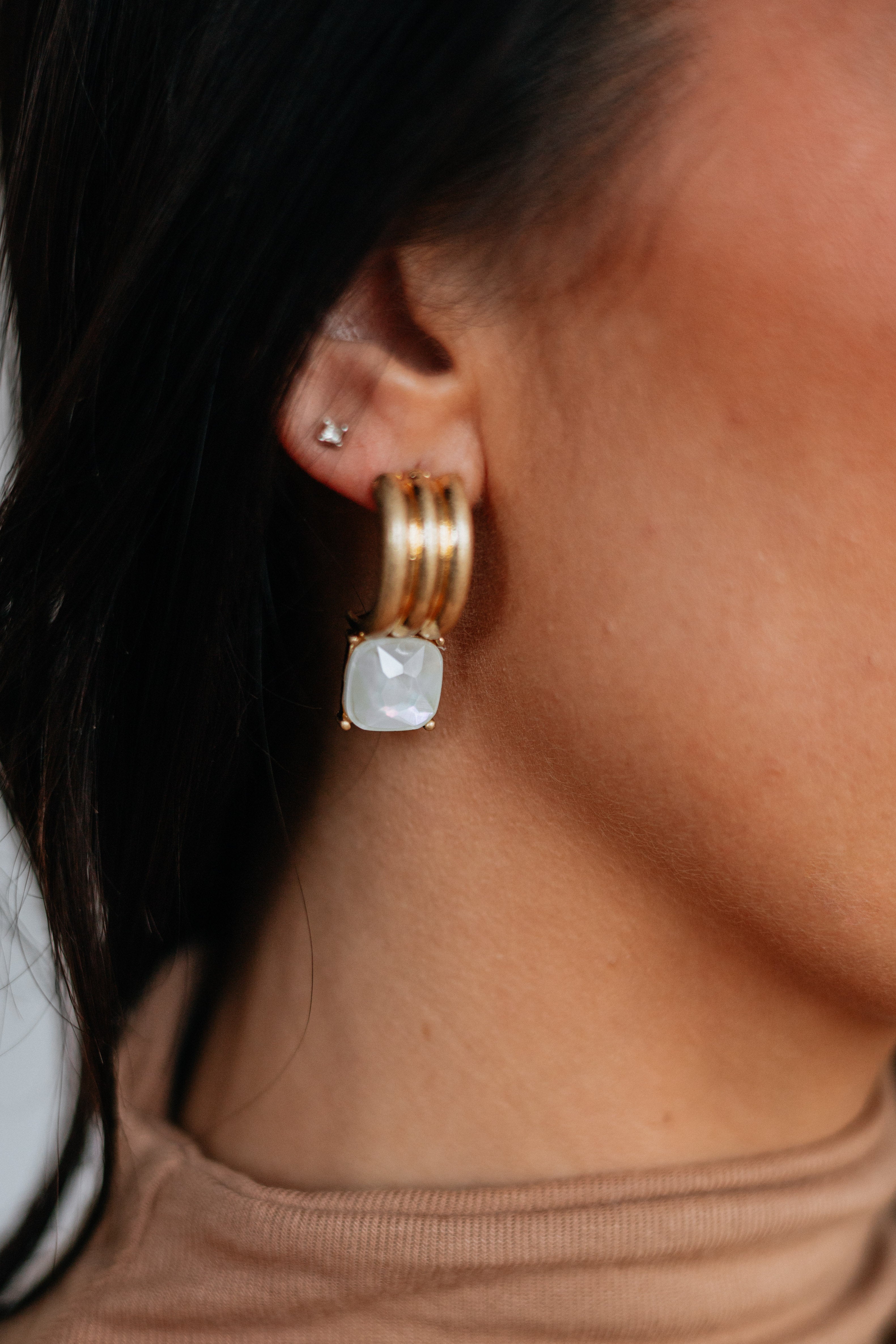 Saundra Drop Earrings